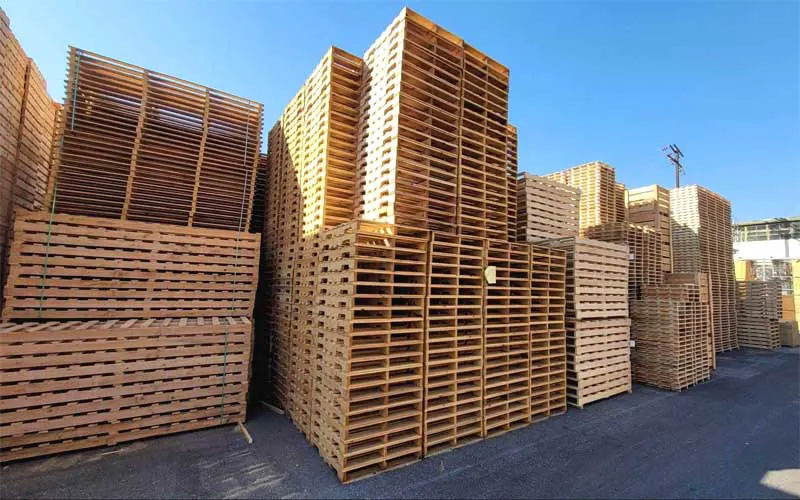 Gia-cua-pallet-go-cu-co-the-thay-doi-tuy-thuoc-vao-vung-dia-ly-thi-truong-tinh-trang-cua-pallet