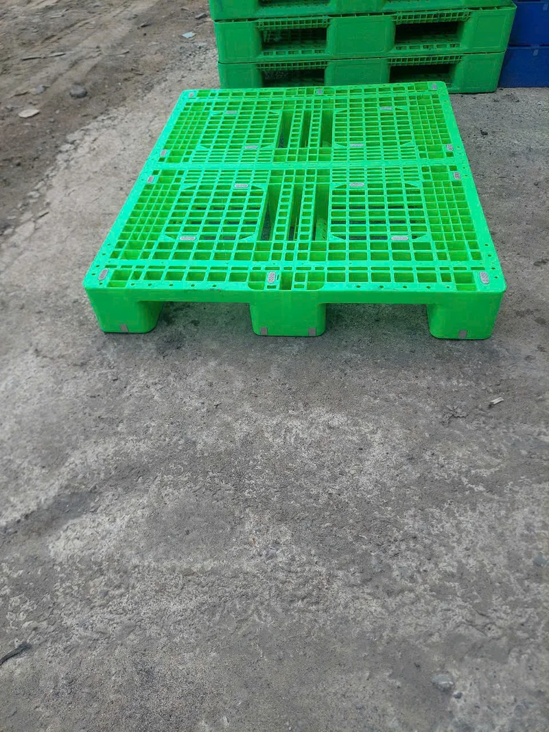 Lợi Ích Khi Thuê Pallet Nhựa