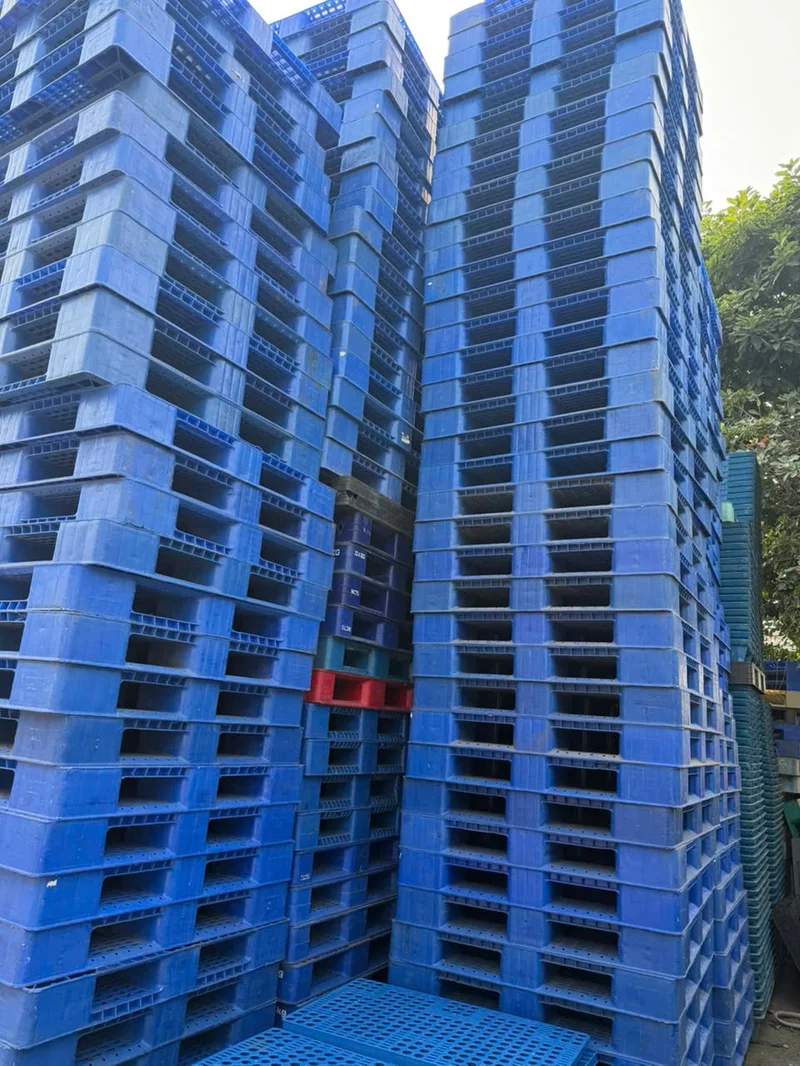Nên Chọn Mua Hay Thuê Pallet Nhựa?
