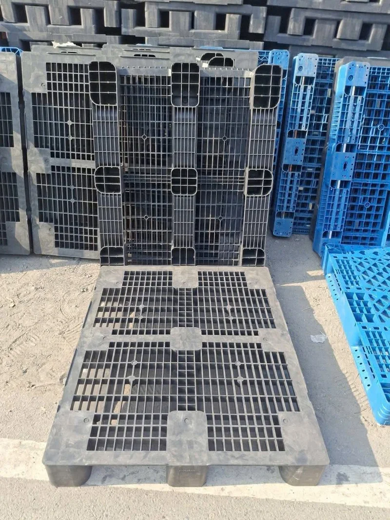 So sánh ưu nhược điểm giữa pallet nhựa cũ và mới